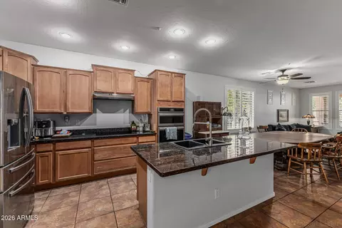 3041 E Camellia Dr, Gilbert, AZ 85296 photo 9