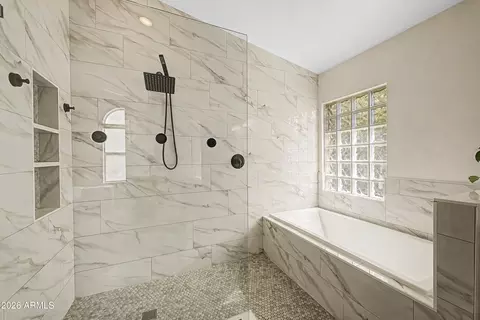 Bath - 4659 E Harwell St, Gilbert, AZ 85234 photo 2 of 4