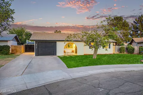 415 N Larkspur St, Gilbert, AZ 85234