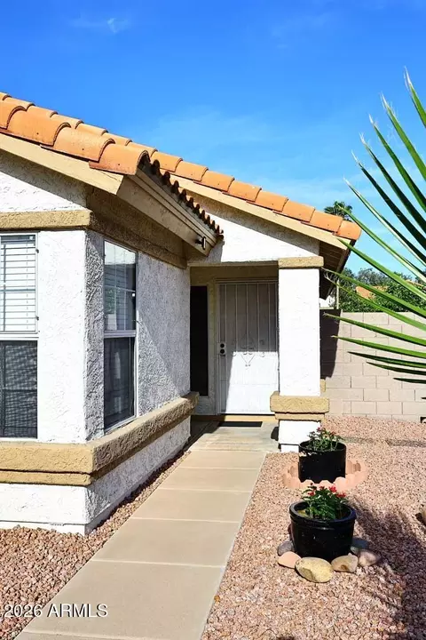 Exterior - 17207 N 46th Pl, Phoenix, AZ 85032 photo 2 of 10
