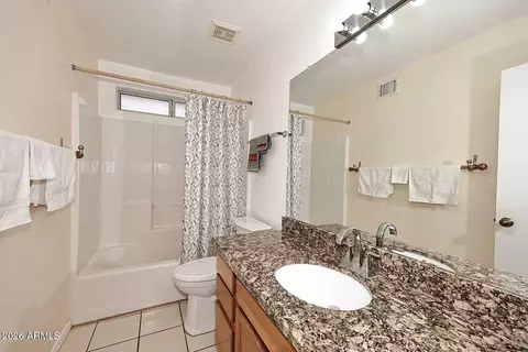 Bath - 17207 N 46th Pl, Phoenix, AZ 85032 photo 1 of 4