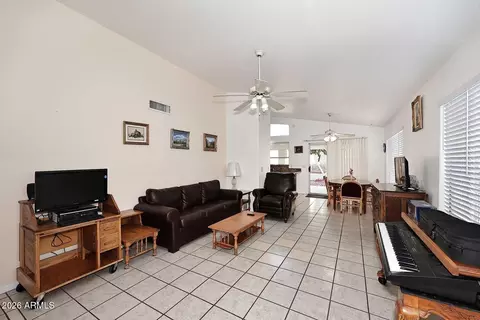 Living - 17207 N 46th Pl, Phoenix, AZ 85032 photo 2 of 3