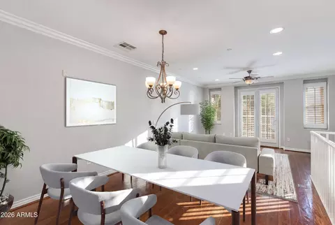 Dining - 2449 E Montecito Ave, Phoenix, AZ 85016 photo 1 of 1