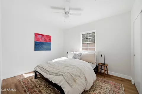 Bedroom - 929 W Turney Ave, Phoenix, AZ 85013 photo 2 of 7