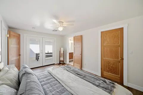 Bedroom - 929 W Turney Ave, Phoenix, AZ 85013 photo 4 of 7