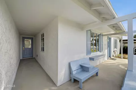 Exterior - 929 W Turney Ave, Phoenix, AZ 85013 photo 3 of 11