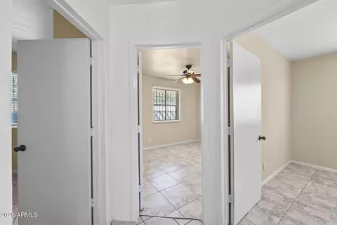 Entry Way - 1946 E Jones Ave, Phoenix, AZ 85040 photo 2 of 4