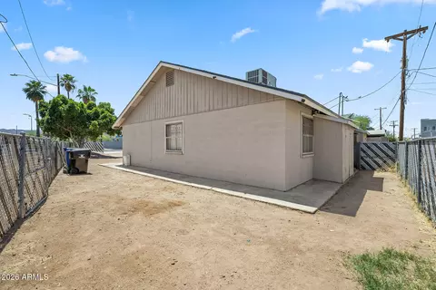 Exterior - 1946 E Jones Ave, Phoenix, AZ 85040 photo 5 of 6