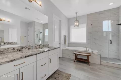 Bath - 7247 E Posada Ave, Mesa, AZ 85212 photo 1 of 5