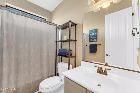Bath - 8318 E Ingram St, Mesa, AZ 85207 photo 2 of 3