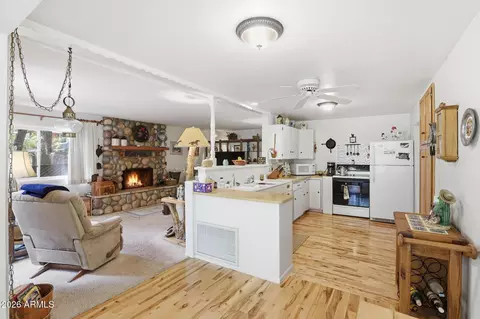 Kitchen - 250 E Saddle Mountain Rd, Payson, AZ 85541 photo 1 of 3