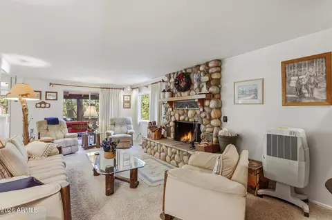 Living - 250 E Saddle Mountain Rd, Payson, AZ 85541 photo 2 of 3