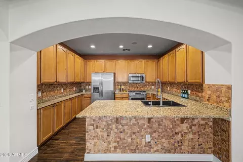 Kitchen - 4761 E Woodside Way, Gilbert, AZ 85297 photo 1 of 3