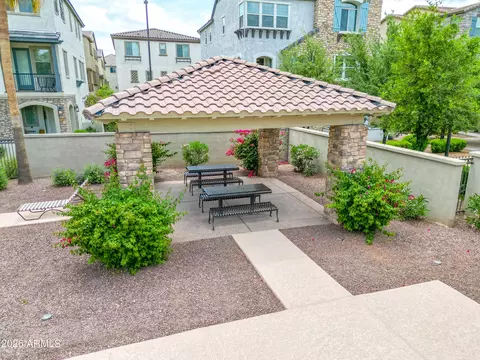 Exterior - 1722 E Dogwood Ln, Gilbert, AZ 85295 photo 7 of 7