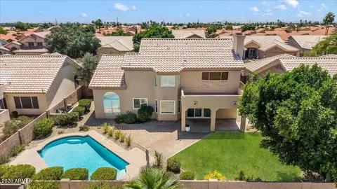 View/Area - 4564 E Chuckwalla Cyn, Phoenix, AZ 85044 photo 1 of 2