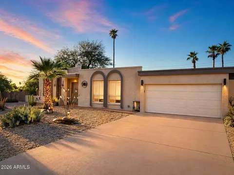 1132 E Village Circle Dr, Phoenix, AZ 85022