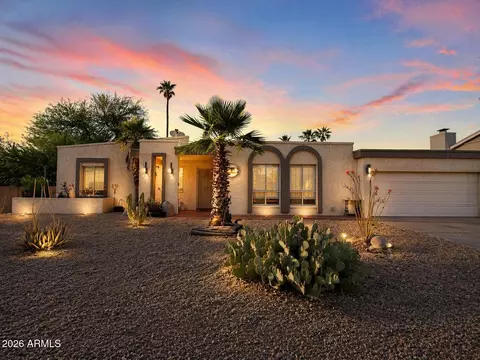 1132 E Village Circle Dr, Phoenix, AZ 85022