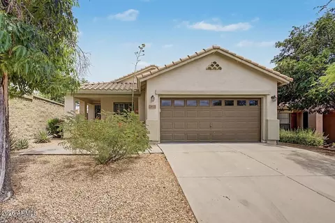 2413 W Lewis And Clark Trl, Phoenix, AZ 85086