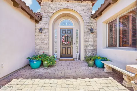 3969 E Navigator Ln, Phoenix, AZ 85050