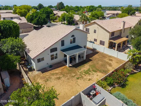 View/Area - 4266 E Millbrae Ln, Gilbert, AZ 85234 photo 1 of 5