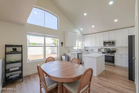 Kitchen - 4266 E Millbrae Ln, Gilbert, AZ 85234 photo 1 of 5