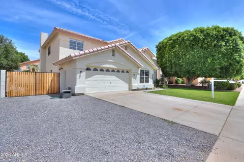 Exterior - 4266 E Millbrae Ln, Gilbert, AZ 85234 photo 4 of 8