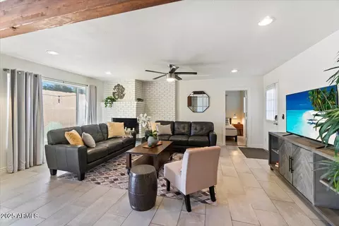8209 E Heatherbrae Ave, Scottsdale, AZ 85251