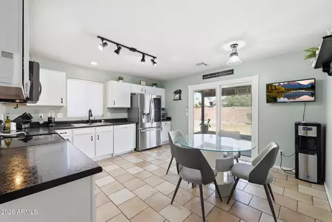 Kitchen - 4253 N 112th Ave, Phoenix, AZ 85037 photo 2 of 3