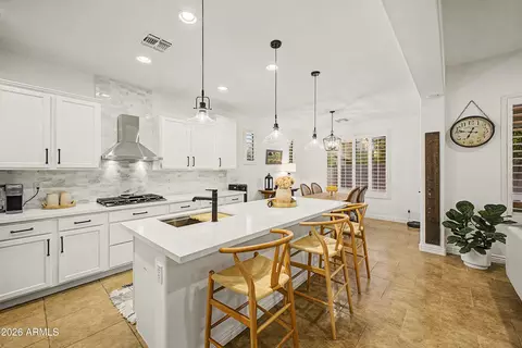 Kitchen - 3853 E Comstock Dr, Gilbert, AZ 85296 photo 4 of 4