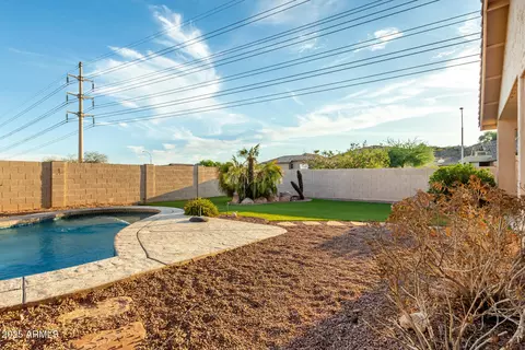 Exterior - 2403 E Mountain Vista Dr, Phoenix, AZ 85048 photo 13 of 14