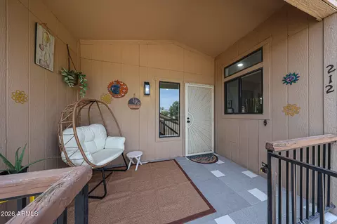 6550 N 47th Ave #212, Glendale, AZ 85301