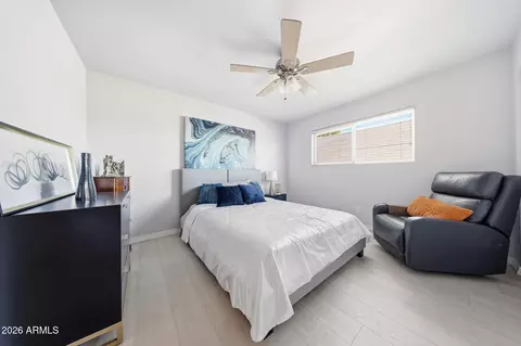 Bedroom - 5525 E Thomas Rd #N6, Phoenix, AZ 85018 photo 4 of 6