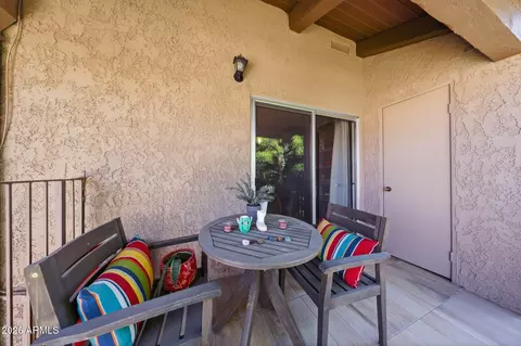 Exterior - 5525 E Thomas Rd #N6, Phoenix, AZ 85018 photo 3 of 5