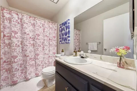 Bath - 5525 E Thomas Rd #N6, Phoenix, AZ 85018 photo 3 of 3
