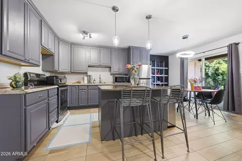 5525 E Thomas Rd #N6, Phoenix, AZ 85018