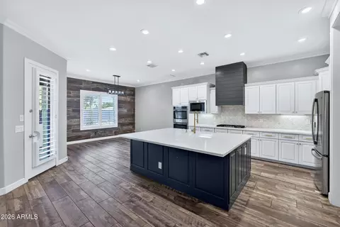 Kitchen - 4126 E Gable Ave, Mesa, AZ 85206 photo 5 of 6