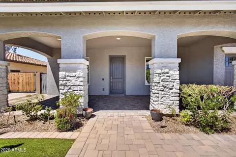 Exterior - 4126 E Gable Ave, Mesa, AZ 85206 photo 7 of 17