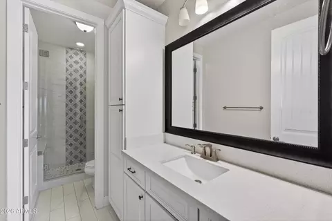 Bath - 4126 E Gable Ave, Mesa, AZ 85206 photo 5 of 7