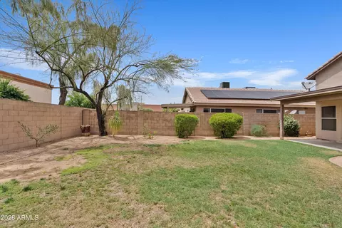 Exterior - 4015 E Anderson Dr, Phoenix, AZ 85032 photo 3 of 7