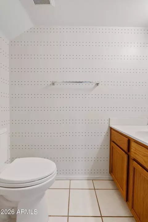 Bath - 4015 E Anderson Dr, Phoenix, AZ 85032 photo 3 of 3