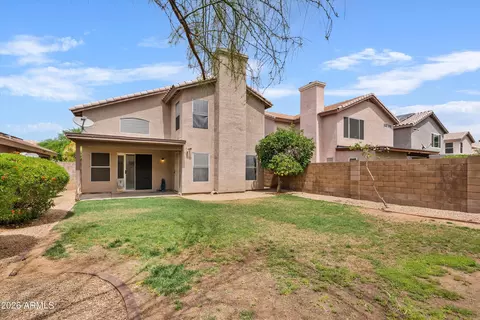 Exterior - 4015 E Anderson Dr, Phoenix, AZ 85032 photo 2 of 7