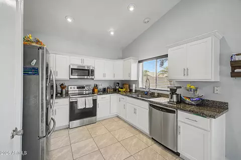 Kitchen - 4049 W Hackamore Dr, Phoenix, AZ 85083 photo 1 of 4