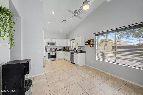 Kitchen - 4049 W Hackamore Dr, Phoenix, AZ 85083 photo 4 of 4