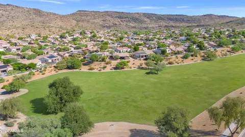 View/Area - 4049 W Hackamore Dr, Phoenix, AZ 85083 photo 2 of 3