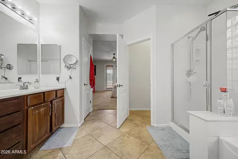 Bath - 11352 E Sonrisa Ave, Mesa, AZ 85212 photo 2 of 4