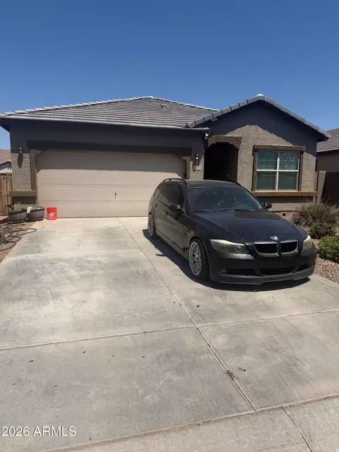 304 W White Sands Dr, San Tan Valley, AZ 85140