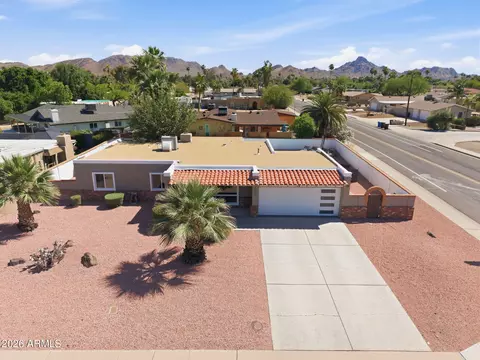 View/Area - 3601 E Cholla St, Phoenix, AZ 85028 photo 2 of 5