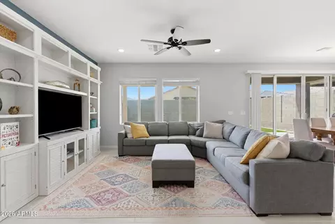 2150 N Marketside Ave, Buckeye, AZ 85396