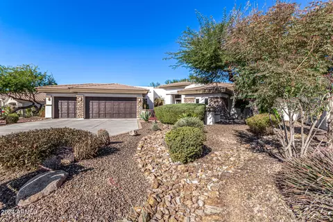 9246 W Molly Ln, Peoria, AZ 85383