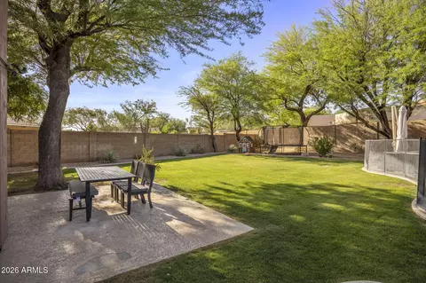 Exterior - 4402 E Gatewood Rd, Phoenix, AZ 85050 photo 4 of 9